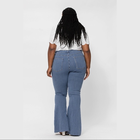 Last 1! 14W Judy Blue hi Waist Super Flare Pin Stripe Dark - Picture 6 of 13
